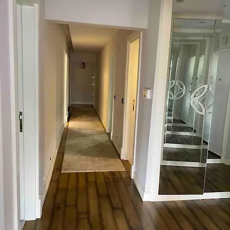 Esra Apartment